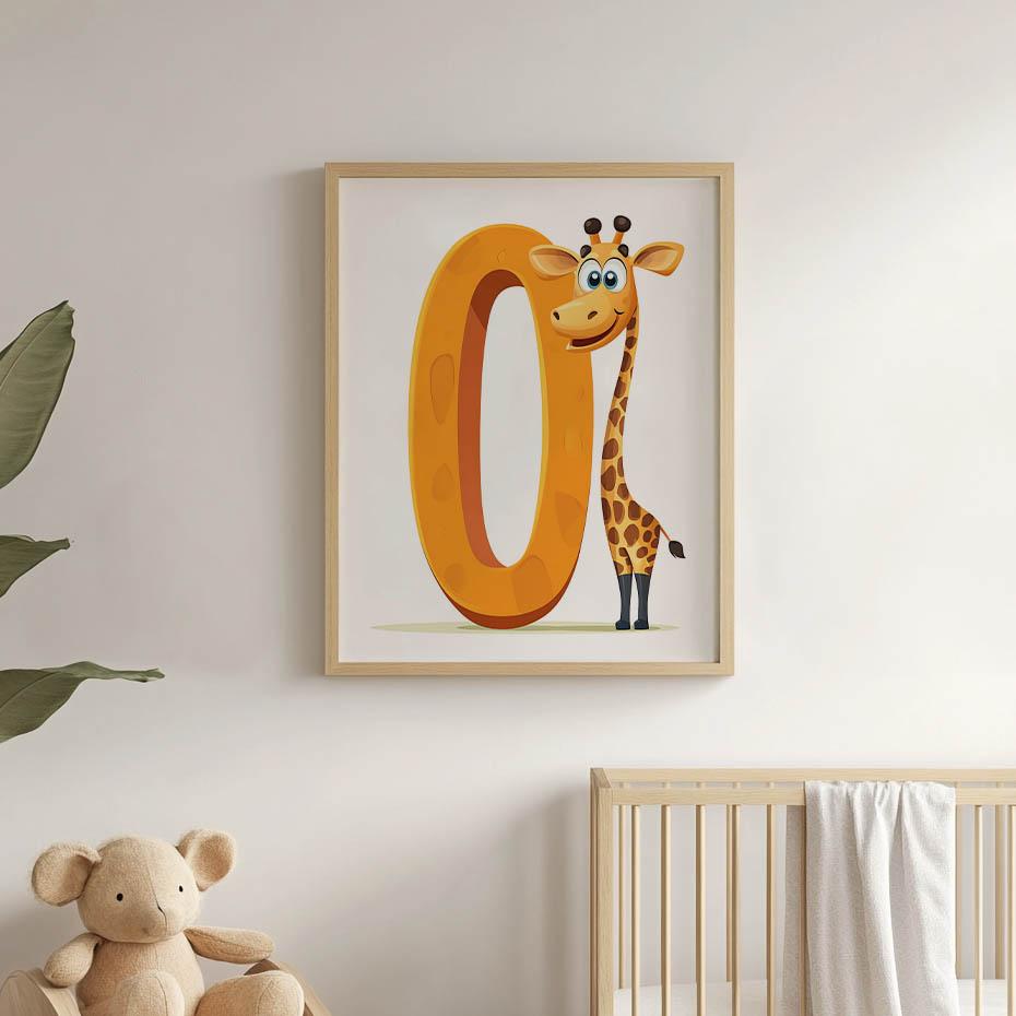 Plakat Uśmiechnięta Żyrafa Przy Literze "O Plakat Uśmiechnięta Żyrafa Przy Literze "O, 30X40 Cm, Rama Drewniana Jasny Dąb, Papier Matowy 230 Gsm