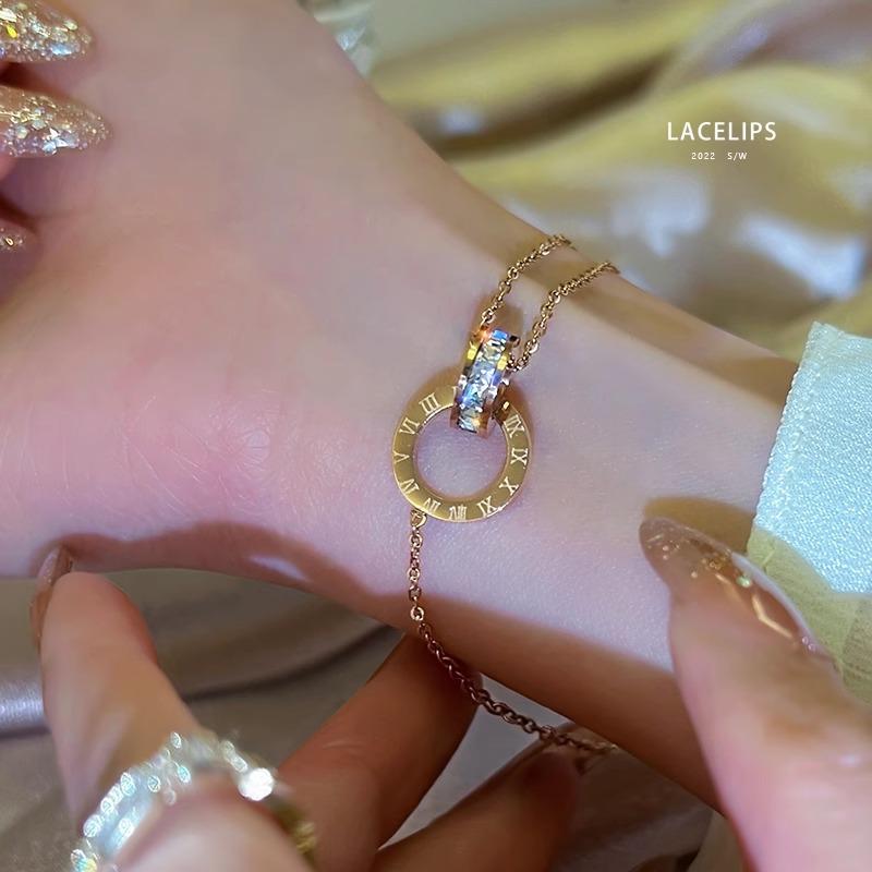 Ожерелье из титановой стали с гальваническим покрытием 18 карат с римскими цифрами и двойным кольцом, легкая роскошная подвеска на ключицу из титановой стали, цена