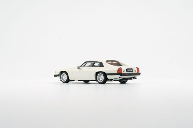 Beam Creations Jaguar XJS 84 Grace White 64B0161 (LHD) 1/64