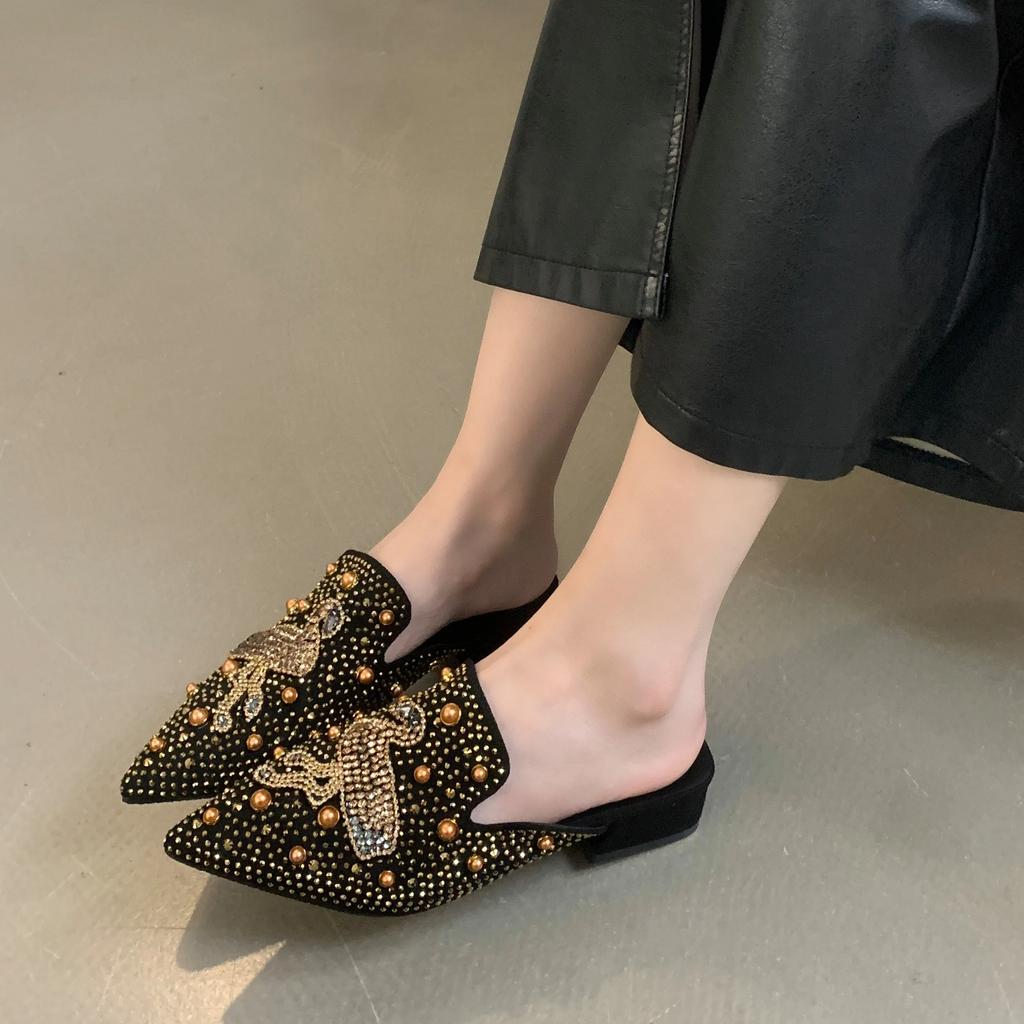 Осенние модные женские тапочки на среднем каблуке с острым носком, замшевые, со стразами, заклепками, тапочки на толстом каблуке, верхняя обувь