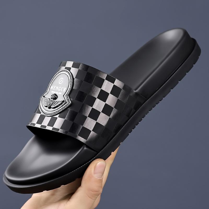 Fashion New Designer Summer Non-slip Slippers Man Fashion Casual Black Flip-flops Male Soft Soled Cow Leather Luxury Shoes Slipper Man