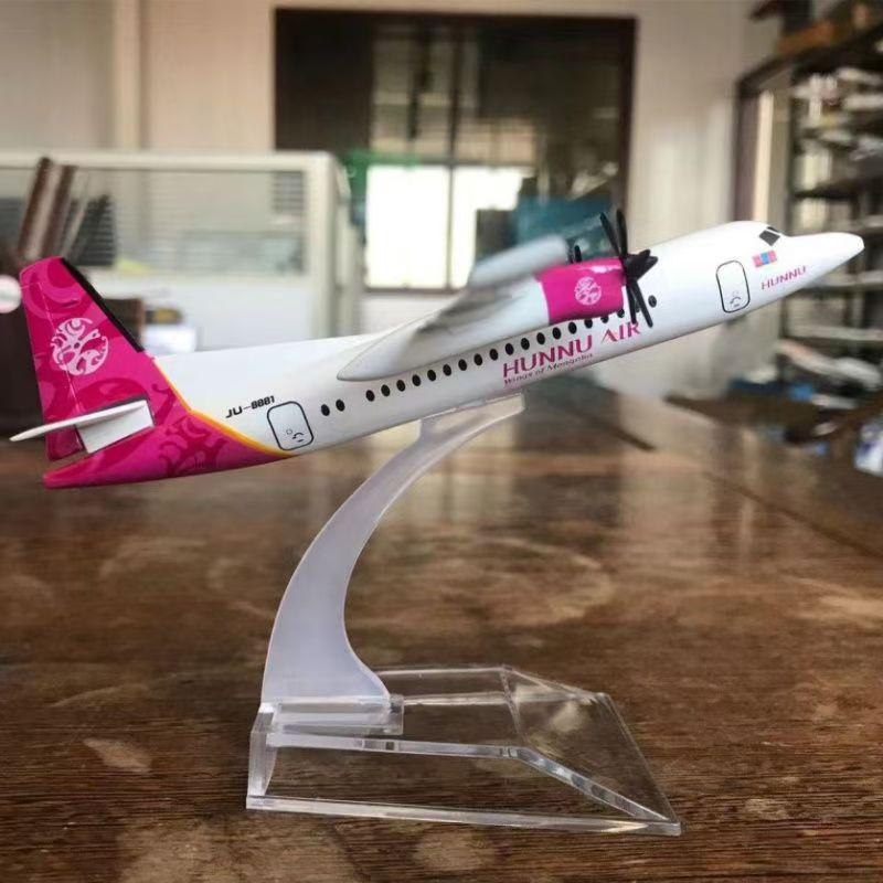 Модели из сплава президентских самолетов: ATR FK50, C919, A350, B747, A320, A330, A380