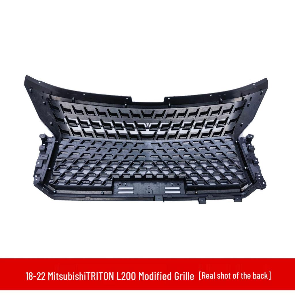 2018-2022 Mitsubishi TRITON L200: Grille, front bumper, air intake mesh, and body kit modifications.