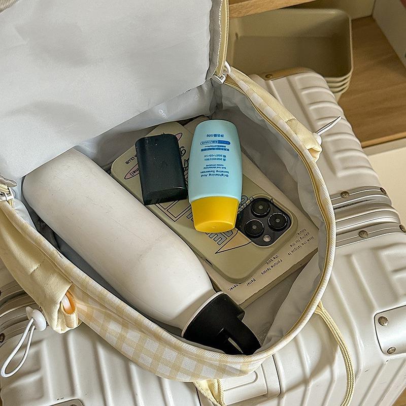 Новый школьный рюкзак - это высококачественный, свежий и милый клетчатый узор, ленивый и прозрачный, и мини-рюкзак для девочки.