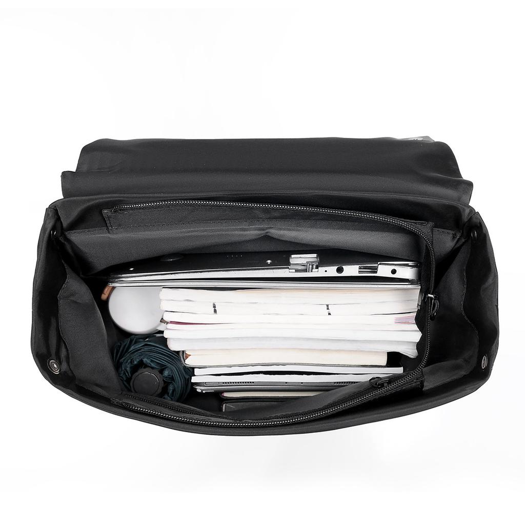 Простой и Модный Рюкзак Большой Вместимости Трендовая Кожаная Сумка для Ноутбука Повседневный Рюкзак для Студента
