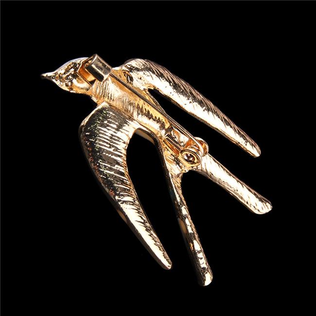 Europe and the United States Women Brooch Drip Oil Geese Pin Fashion Wild Brooch