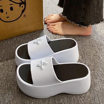 Модные женские тапочки 2025 Лето Новые Увеличенные Толстоподошвенные EVA Домашние Сандалии Нескользящие И Дезодорирующие Модные Тапочки Женские