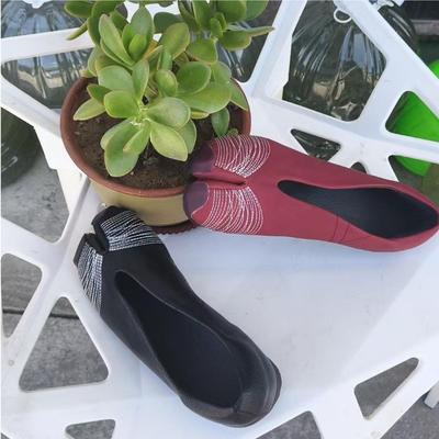 Женские туфли с раздвоенным носком и каблуком «свиное копытце», весенне-осенние таби на плоской подошве, слипоны, кроссовки для ходьбы, удобный верх из натуральной кожи