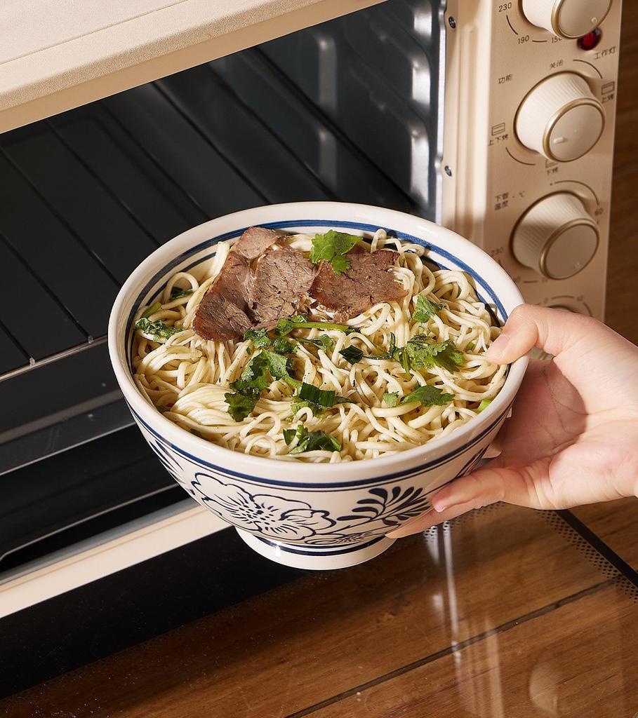 Retro Hand-Painted Blue & White Large Noodle Bowl - High-Footed Porcelain for Creative Dining