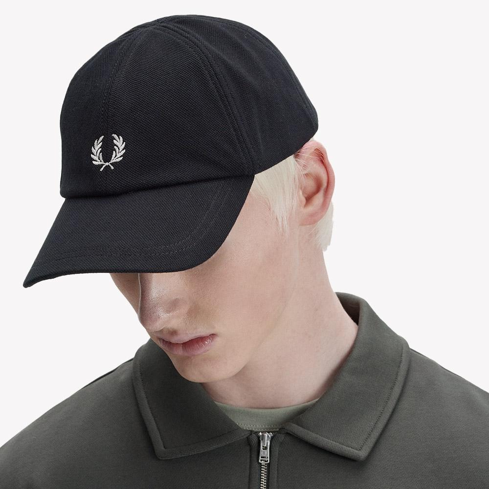 Fred Perry Кепка Pique Classic - Черный/Снежно-белый Cfpu2612295-843