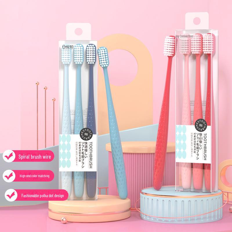 Spiral Bristle Gum Protection Soft Toothbrushes (3-Pack) with Crystal Case