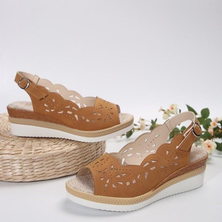 Large Size Thick Low Hollow Sandals Women 2024 New Twine Bottom Buckle with A Solid Color Wedge with A Fish Mouth