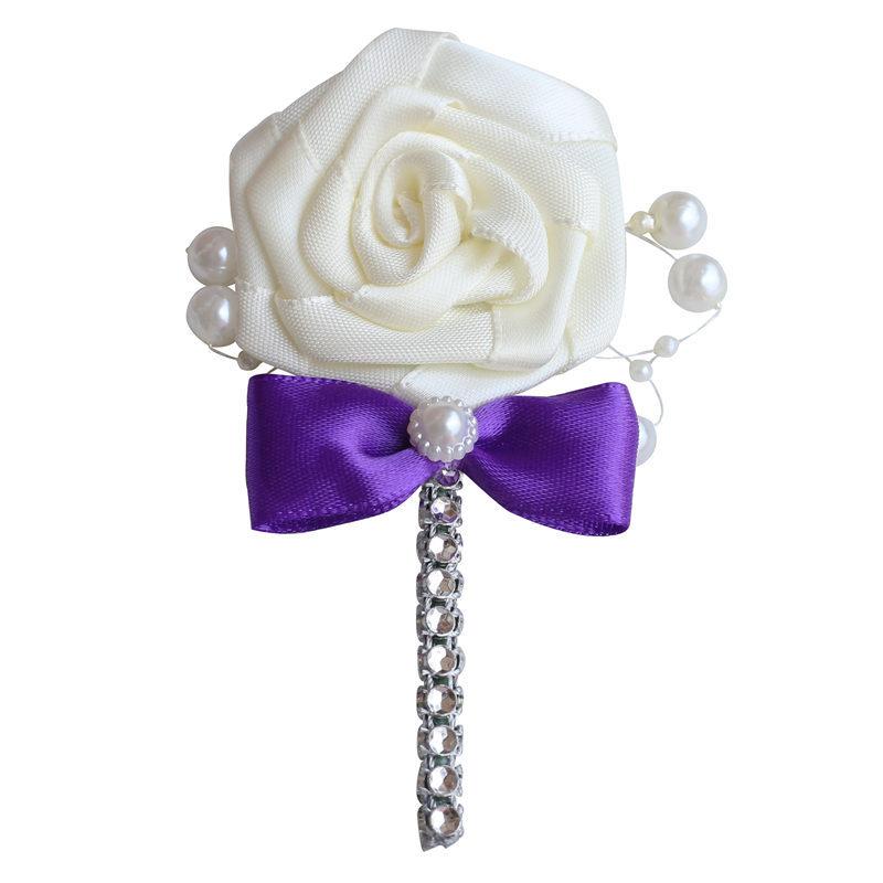 1Pc The Stylish Flower Shaped Brooch Is Studded with Pearls
