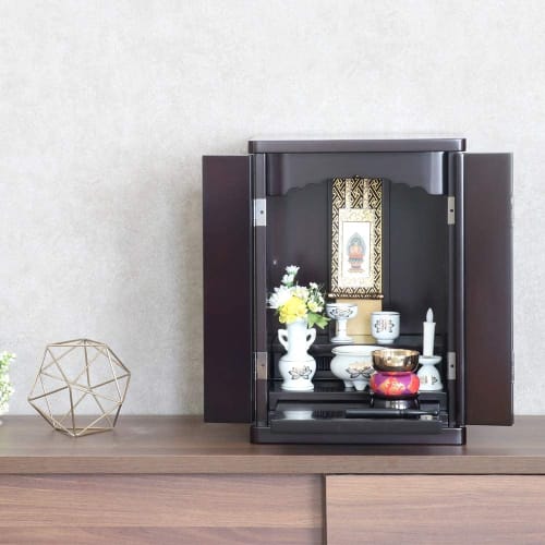 White Kinren Ceramic Buddhist Altar Set (5 pieces + bell set) with incense burner and ash, for modern miniature Buddhist altars