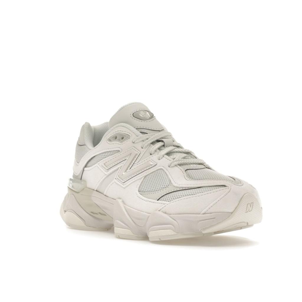 New Balance 9060 Детские кроссовки Big Kid Reflection белые GC9060LL