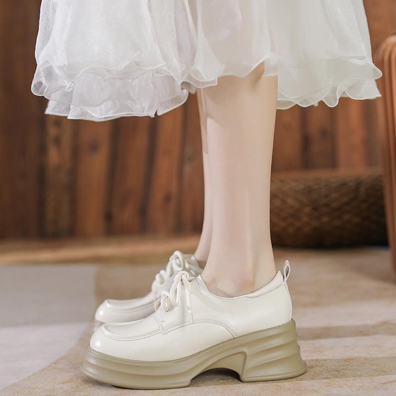 Натуральная кожаная обувь Yuexinwang для женской обуви Huizhou Su Yinyin, та же обувь, увеличивающая высоту толстой подошвы в стиле колледжа, маленькая кожа