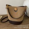 Fashion Retro Matte Small Bag Women's 2025 New Contrasting Color Versatile Messenger Bag Exquisite Super Fire Portable Bucket Bag