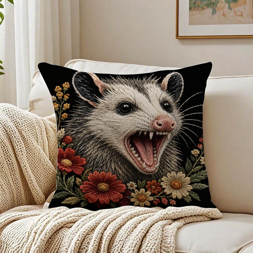 Scream Animals Retro Cushion Cover Breathable Organic Short Plush Cushion Covers Machine Washable WrinkleResistant Soft Durable