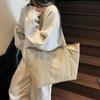 Simple solid color large-capacity tote bag women's new casual and lightweight shoulder bag, college student class cloth bag can be determined