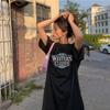 Женское платье-футболка с буквенным принтом, летнее прямое платье с разрезом, утягивающее повседневное длинное платье