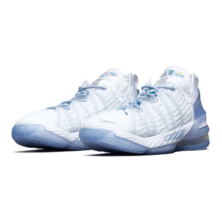 Nike Детские кроссовки LeBron 18 NRG GS Blue Tint White Clear CT4677-400