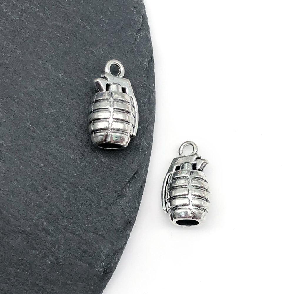 Ожерелье и браслет из сплава в стиле ретро с подвеской «Пуля»