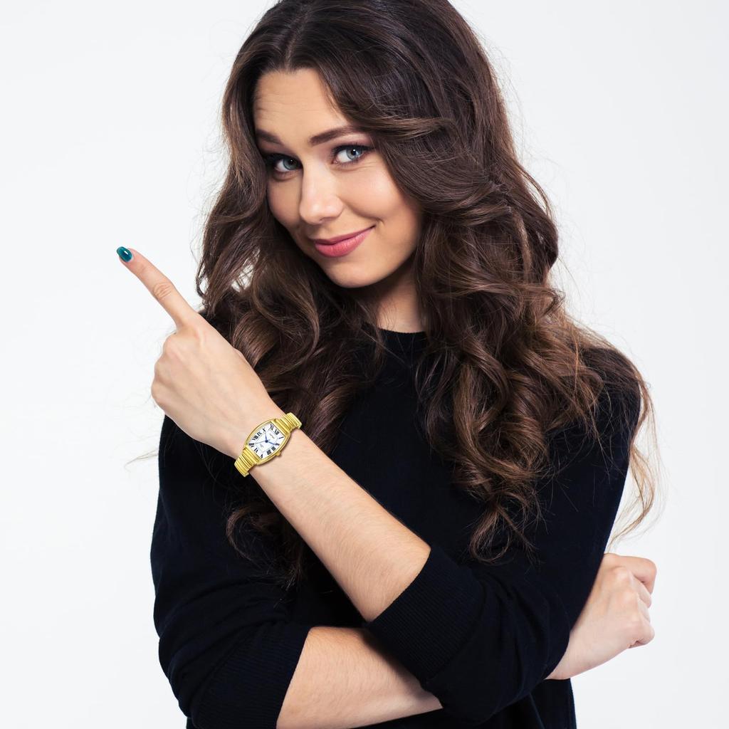 Stainless Steel Roman Alphabet Analog Display Square Design Waterproof Simple Quartz Watch Adjustable Length Fashion Watch Gold Perfect Gift for Day