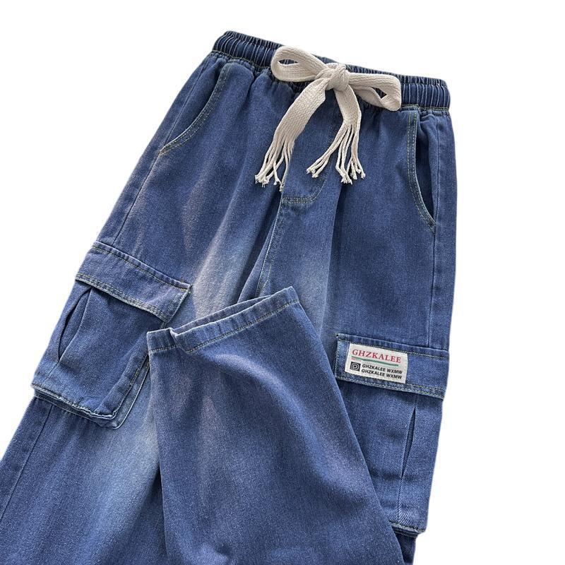 Летние свободные прямые джинсы для мальчиков с большими карманами — повседневный облегающий стиль.