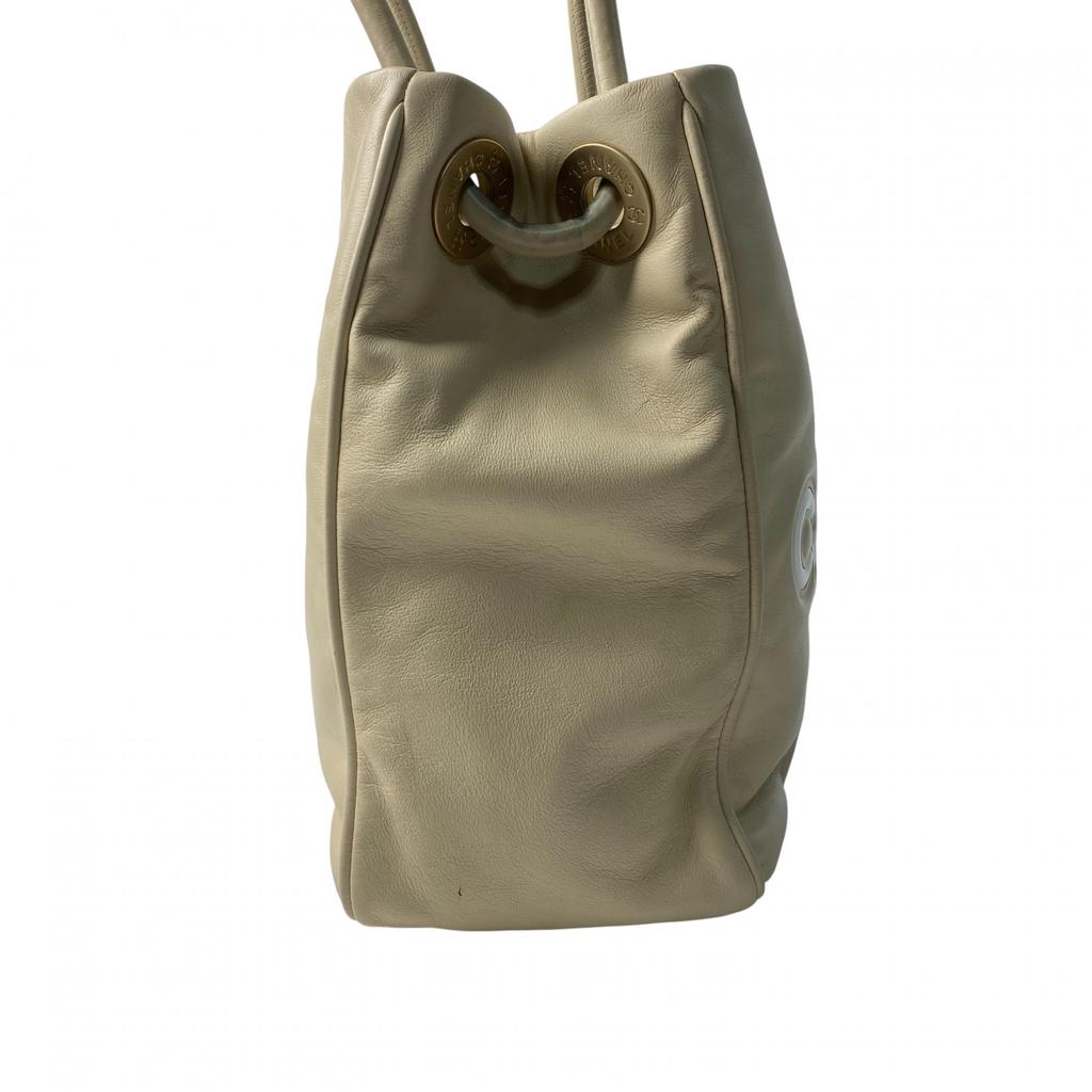 Used CHANELTote Bag Ivory Leather Women