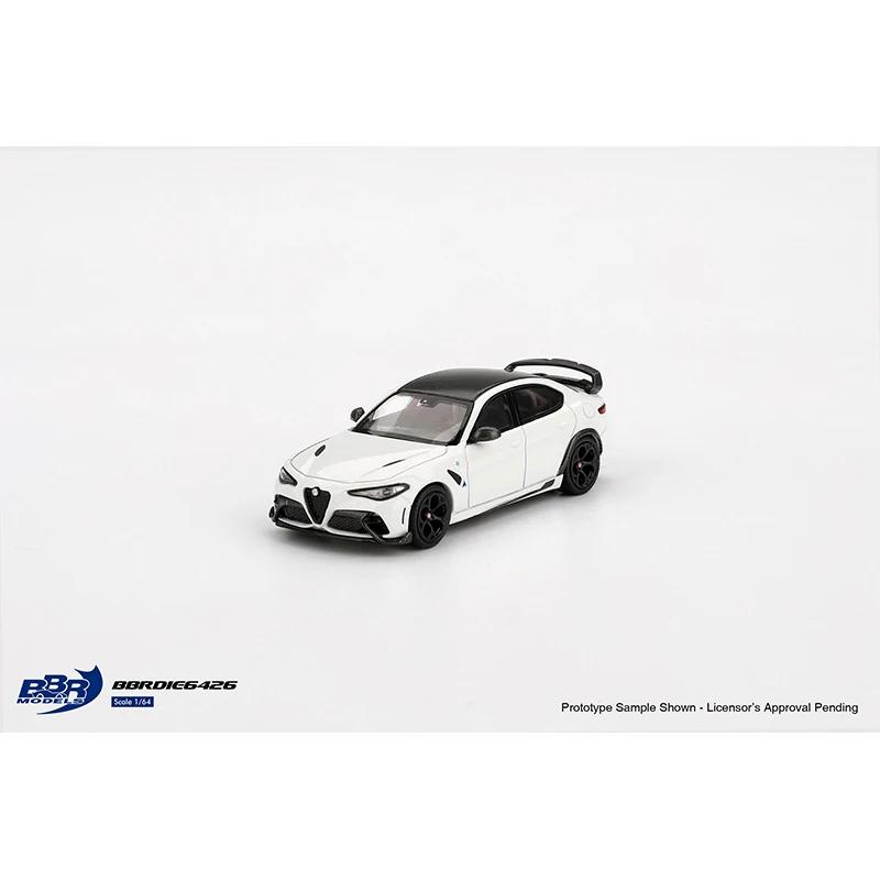 QGDM1 BBR 1:64 Alfa Romeo Giulia GTAm White Diecast Diorama Car Model Collection Toy