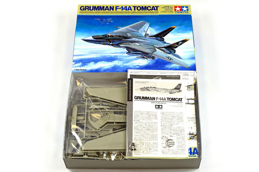 Tamiya Серия самолетов-шедевров 114 Grumman Tomcat Набор пластиковой модели 61114 1/48 №. F-14A