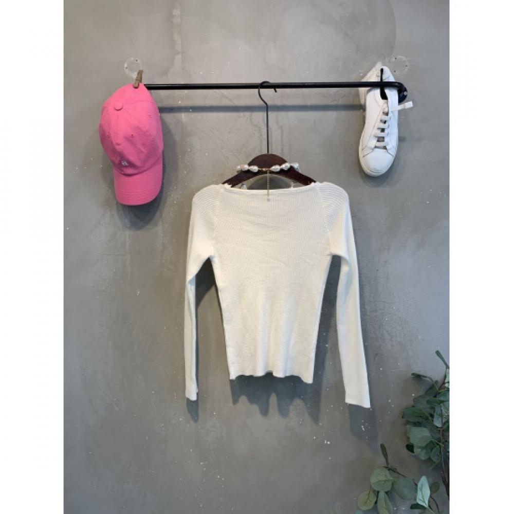 C S In The Room merIn Ribbed Heart neCk Raglan Knit 2 Color