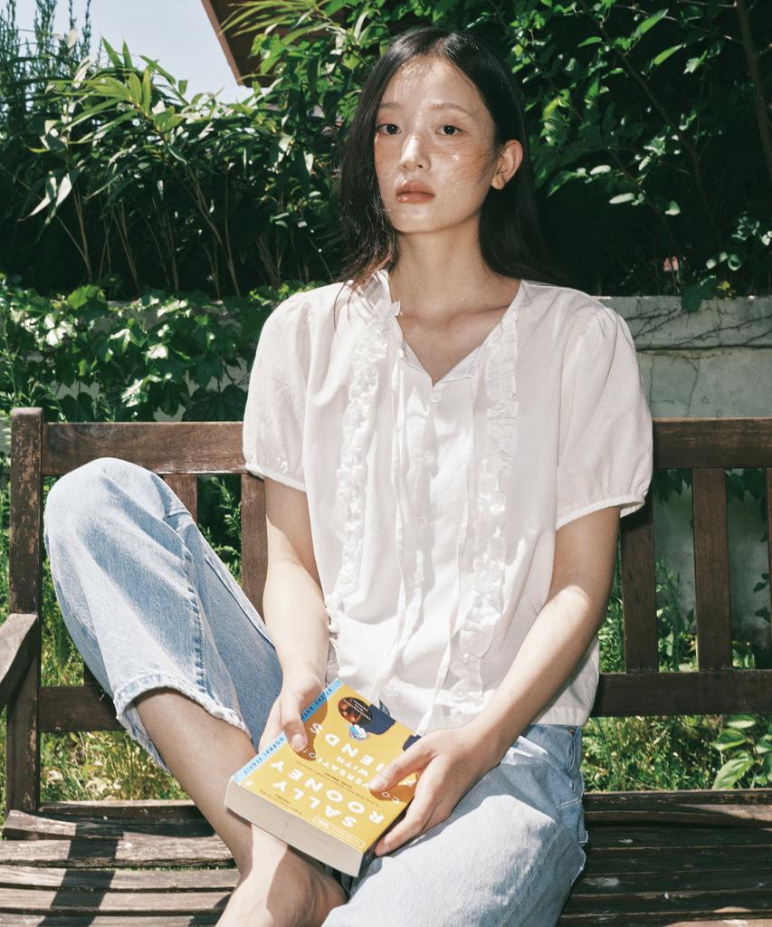 ROIROI Frill Ribbon Short Sleeve Blouse - White