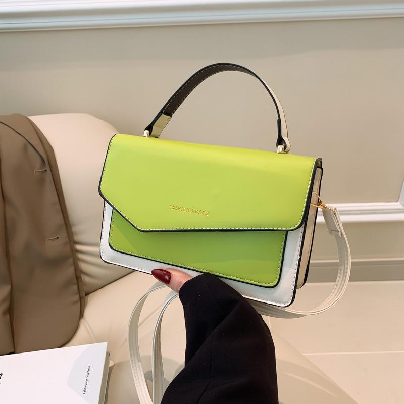 Модная универсальная сумка в иностранном стиле 2025 весна новая на плечо через плечо маленькая квадратная сумка