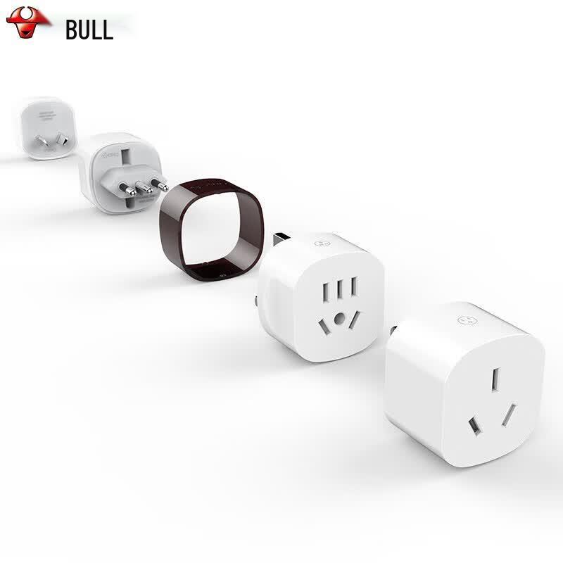 BULL Universal Travel Adapter