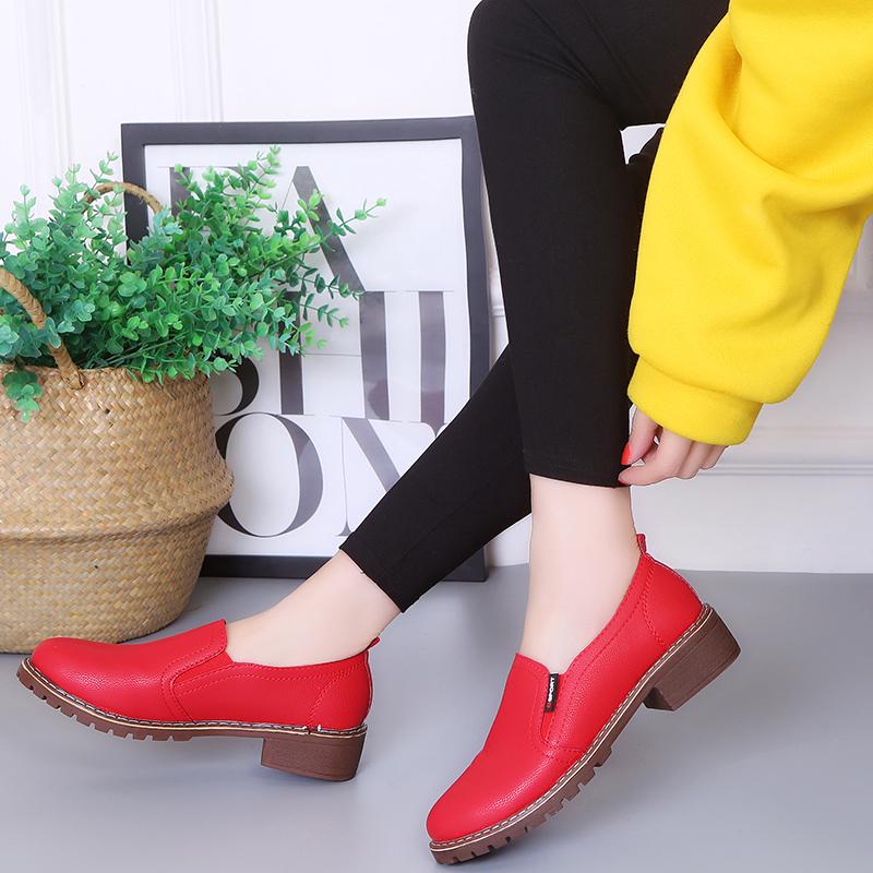 Мода 2024 Весна и Осень Новый Стиль Модные, Удобные и Элегантные Женские Туфли На Среднем Каблуке Повседневные Маленькие Кожаные Туфли