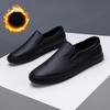 2025 Зимняя мужская обувь Чисто черные лоферы Низкие теплые плюшевые плоские Брендовая мужская обувь