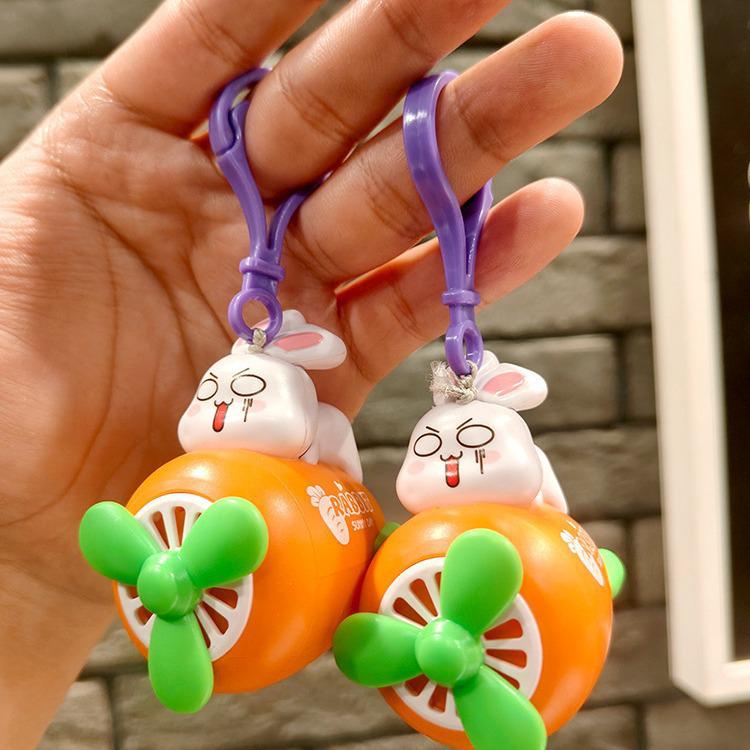 Игрушка брелок акула: Модный кулон в виде кусающихся зубов для студенческих рюкзаков