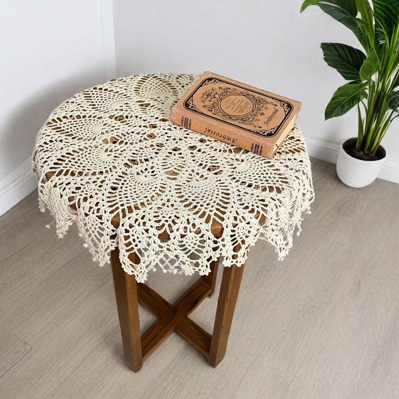 Handmade Crochet Cotton Thread Round Table Cloth European American Country Lampshade Hollow out Tablecloth Diameter 60cm