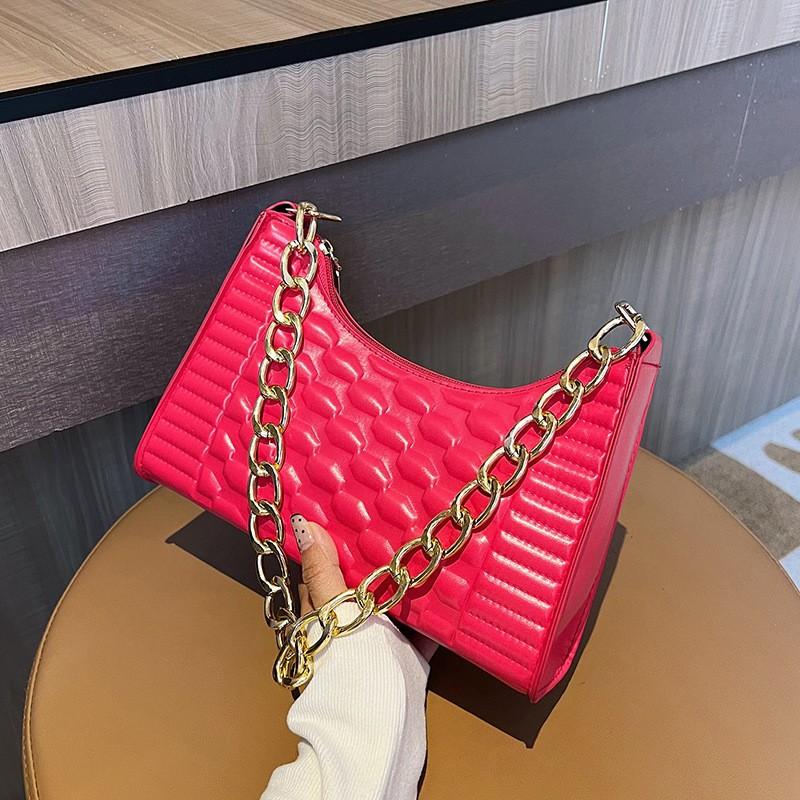 Сумка женская нишевая текстура популярная цепочка одно плечо подмышечная сумка иностранный стиль модная сумка прилив