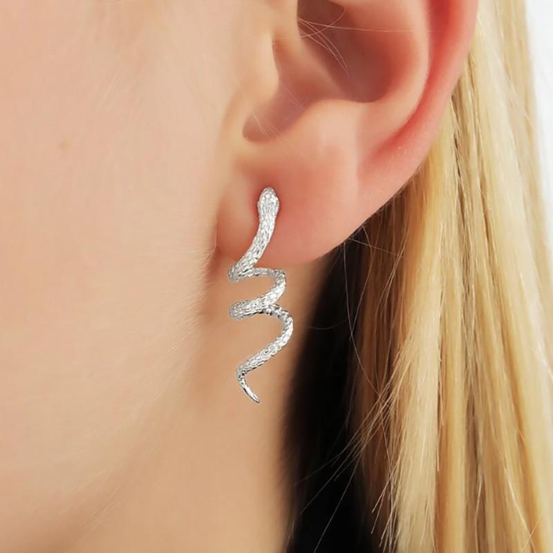 Chic Snake Pattern Alloy Stud Earrings In Gold And Silver For Women Vintage Fashion