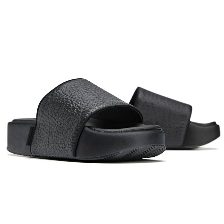 adidas Черные кроссовки унисекс Y-3 Slide Triple HR1940