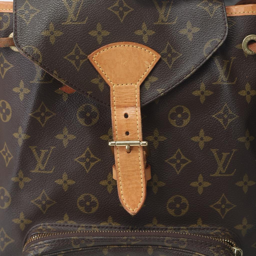 LOUIS VUITTON Monogram Montsouris Backpack Â· Daypack Monogram canvas M51135 Used