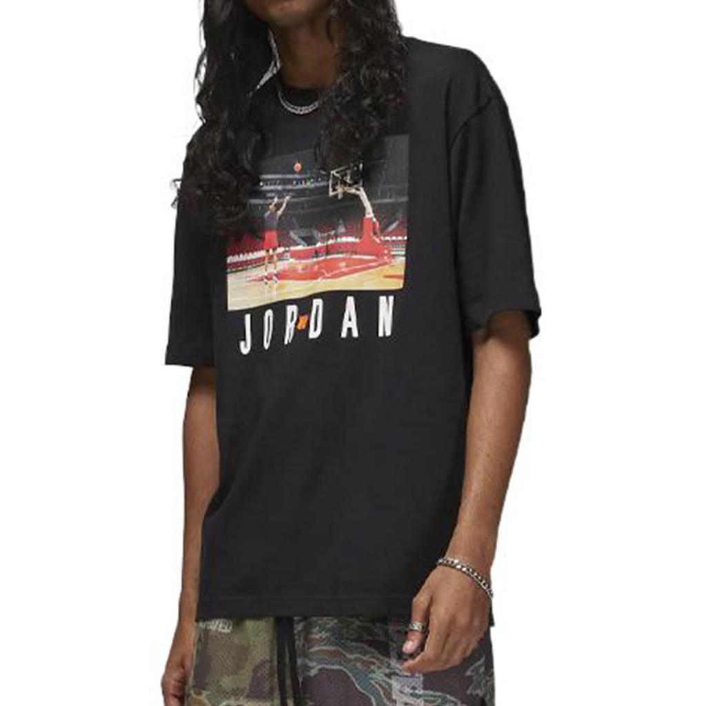 Jordan Бренд X Непобежденный Непобежденный X Air Jordan Капсульная Коллекция Принт с Персонажем Футболка с Круглым Вырезом Мужские Топы Черный DX6030-010
