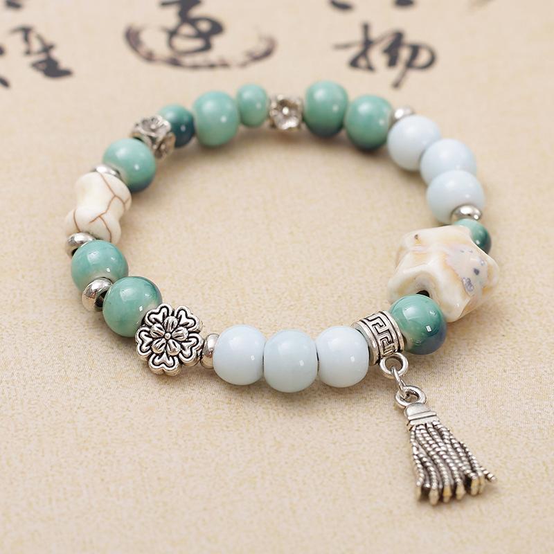 Подвеска в виде бабочки, эластичный браслет, цветной стеклянный браслет с бусинами для женщин и девочек, простой браслет, ювелирные изделия, подарки