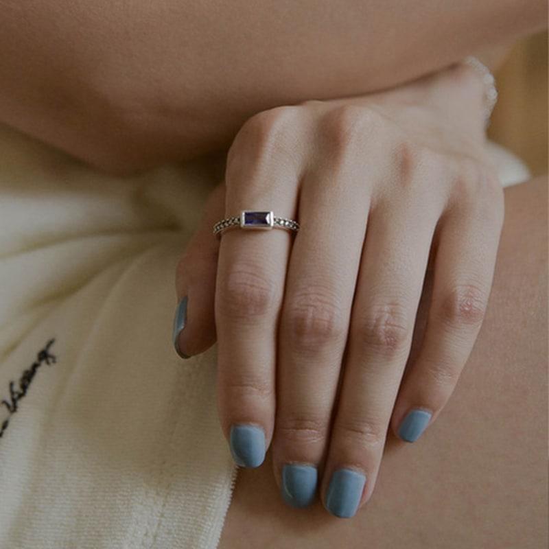 Retro finger Tanzanite_SR293