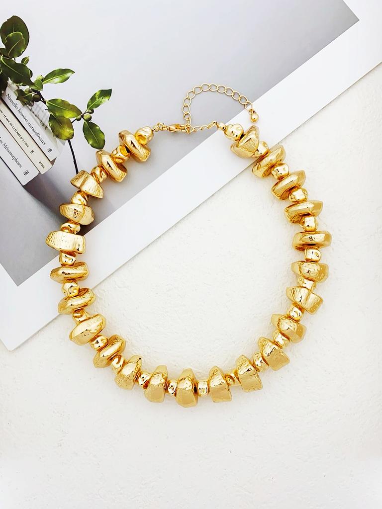 Light Luxury Texture Irregular Gold Bead Necklace Suitable for Women's Daily Wear and Eye-catching Must-have