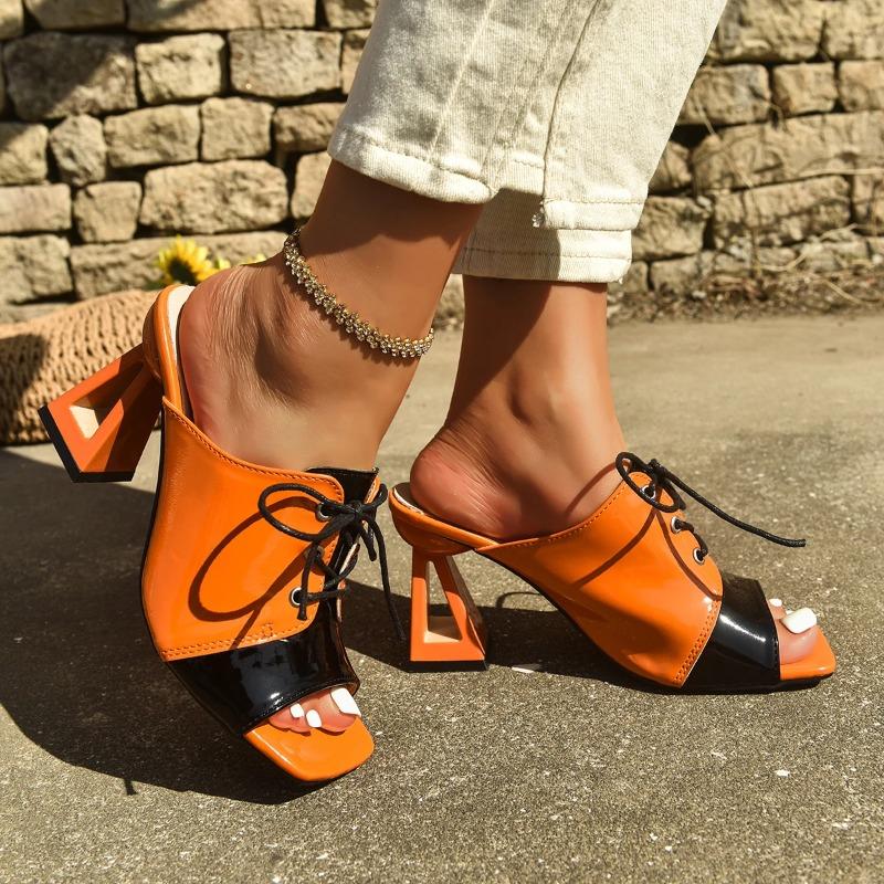 Босоножки с открытым носком Женские 2025 Элегантные Женские Туфли на Высоком Каблуке Летняя Мода Комфортные Толстые Средние Каблуки Шлепанцы Металлическая Декорация