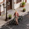 1:Ручная роспись миниатюрных фигурок в масштабе 1:64 для диорам, реквизита, коллекционеров, фотографий. Реалистичные модели фигурок джентльмена на велосипеде.