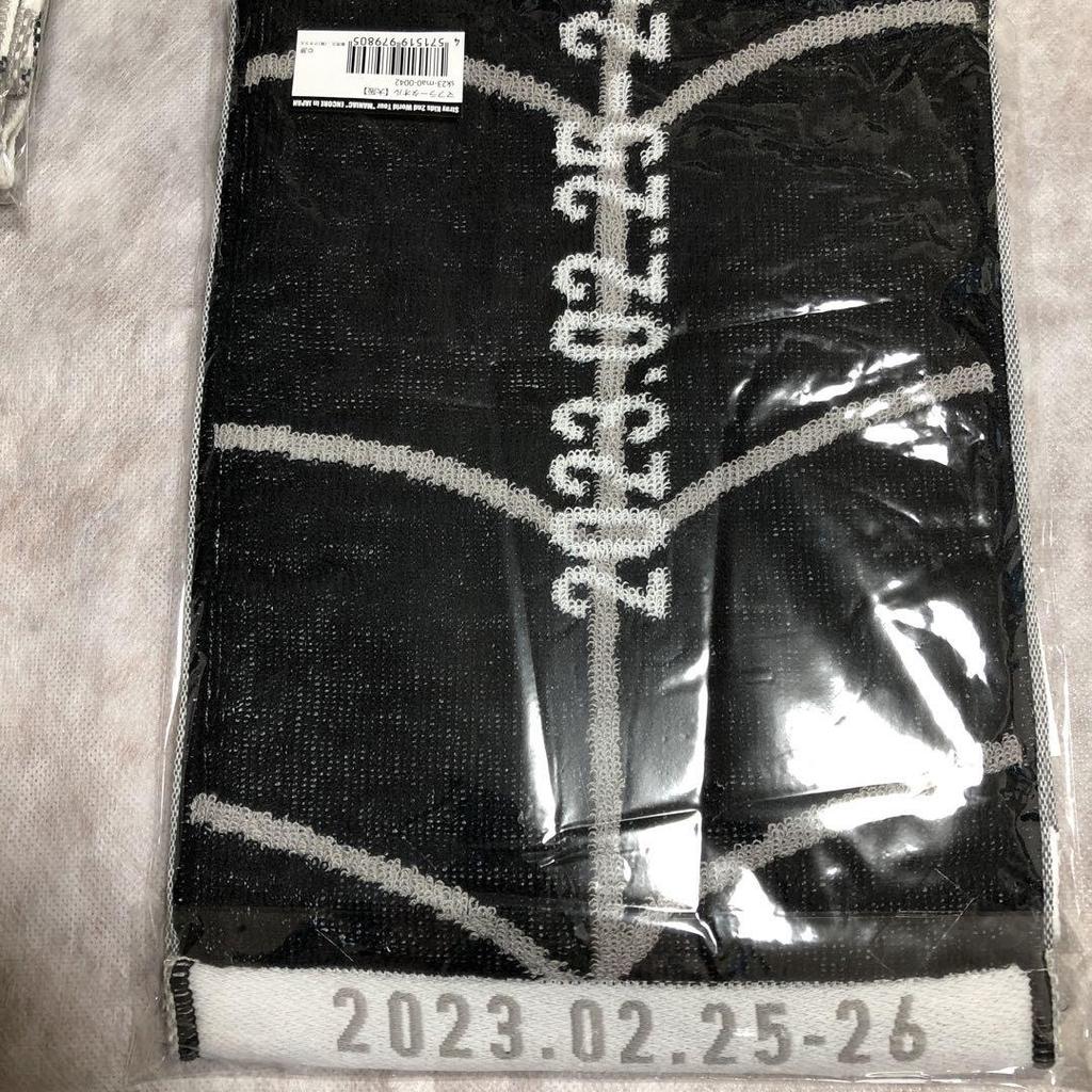 [Б/У] Снижение цены Футболка Stray Kids M глушитель полотенце 2 шт 3 шт